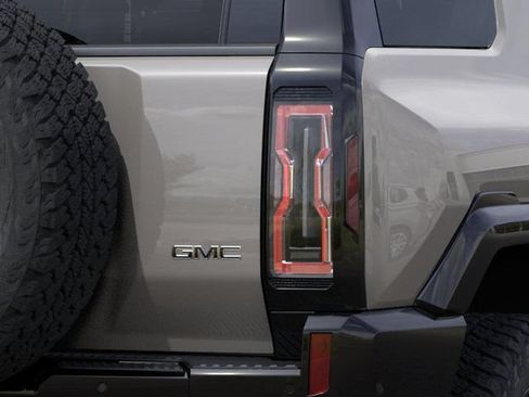 New 2026 GMC Hummer EV SUV AWD/4WD image 11