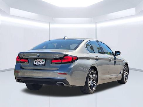 Used 2023 BMW 530i xDrive w/ Premium Package AWD/4WD image 5