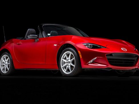 Used 2016 MAZDA MX-5 Miata Sport image 13