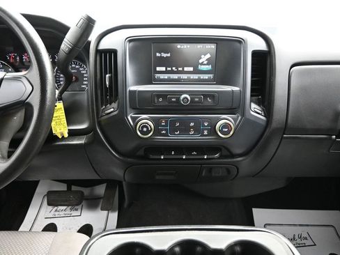 Used 2018 Chevrolet Silverado 1500 Custom w/ Custom Value Package RWD image 18