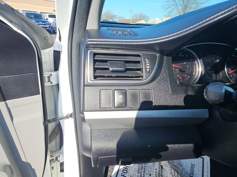 Used 2016 Toyota Camry XSE w/ Moonroof Package image 23