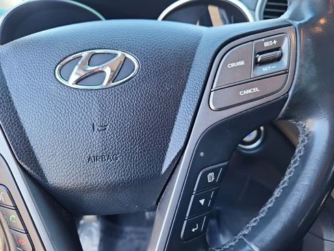 Used 2017 Hyundai Santa Fe Limited w/ Cargo Package AWD/4WD image 19