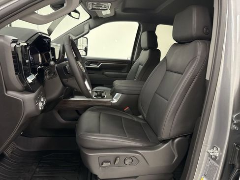 New 2026 GMC Sierra 3500 SLT w/ SLT Convenience Package image 20