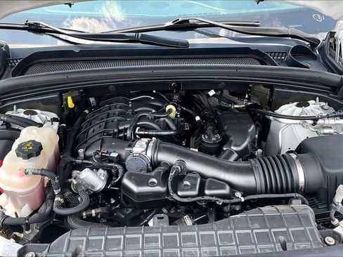 Used 2021 Jeep Grand Cherokee L Limited AWD/4WD image 10