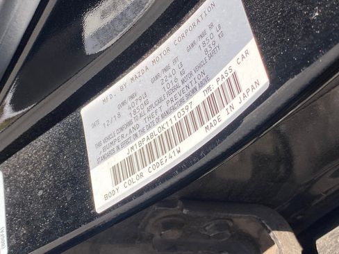 Used 2019 MAZDA MAZDA3 Sedan image 11