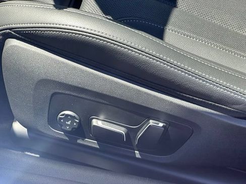 Used 2026 BMW M440i Coupe RWD image 30