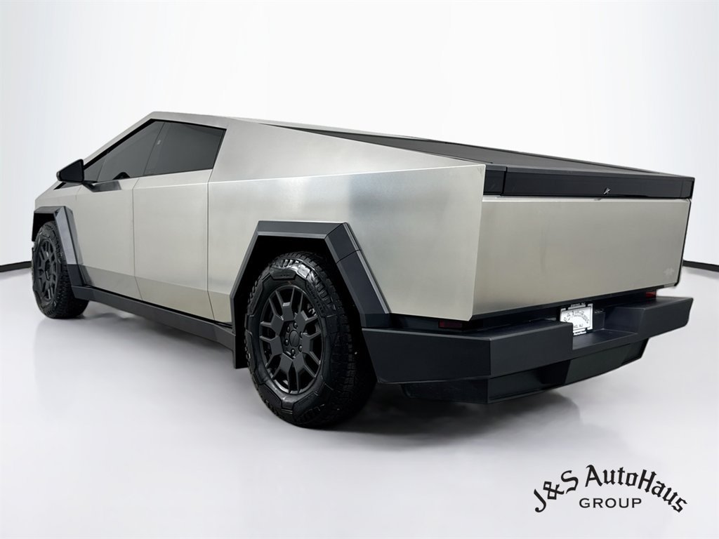 Used 2024 Tesla Cybertruck Cyberbeast AWD/4WD image 5
