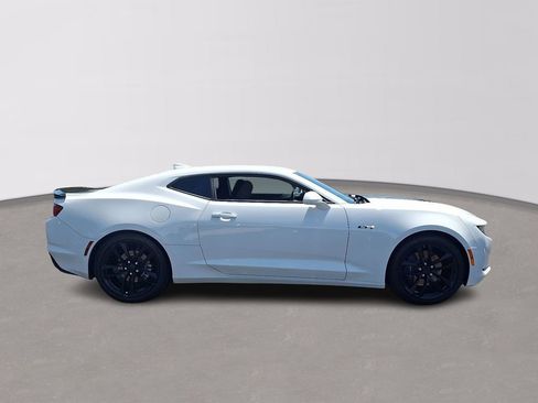 Certified 2023 Chevrolet Camaro LT w/ Technology Package RWD image 7
