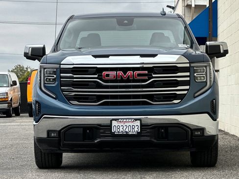 Certified 2024 GMC Sierra 1500 SLT RWD image 9