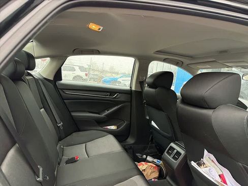 Used 2018 Honda Accord EX image 13