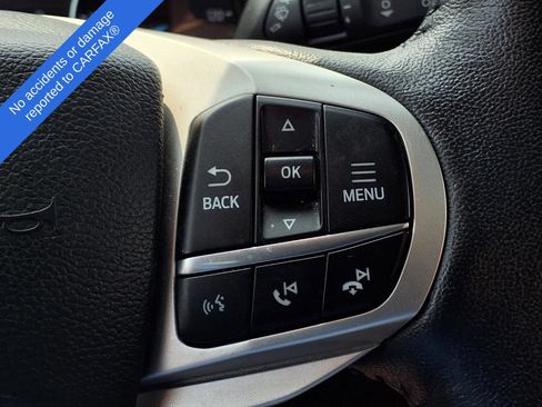 Used 2023 Ford Explorer XLT w/ Equipment Group 202A AWD/4WD image 27