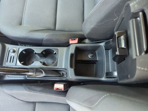 Used 2016 Volkswagen Golf S FWD image 30