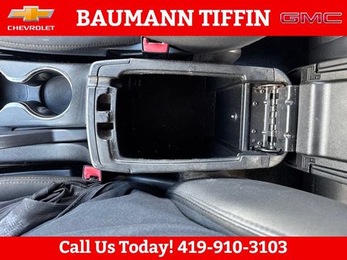 Used 2012 Dodge Avenger SE FWD image 23