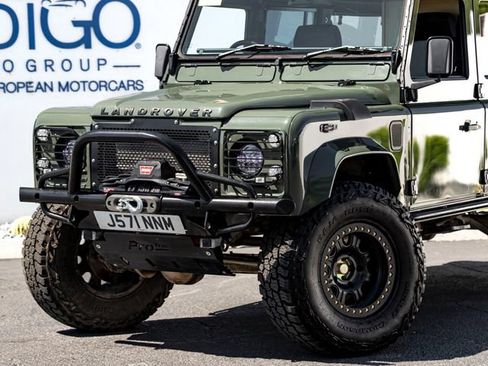 Used 1991 Land Rover Defender 110 image 2