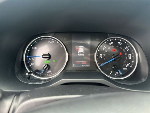 Used 2022 Toyota RAV4 SE image 22