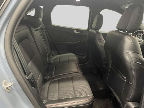Used 2026 Ford Escape ST-Line w/ Tech Pack #1 AWD/4WD image 9