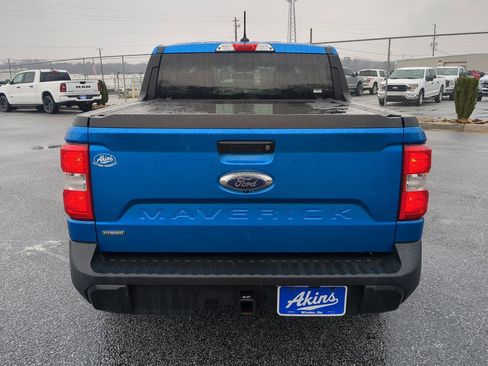 Certified 2022 Ford Maverick XLT w/ XLT Luxury Package image 4