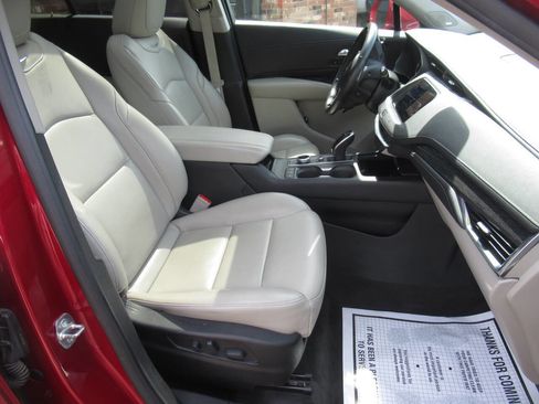 Used 2020 Cadillac XT4 Premium Luxury w/ Driver Awareness Package image 5