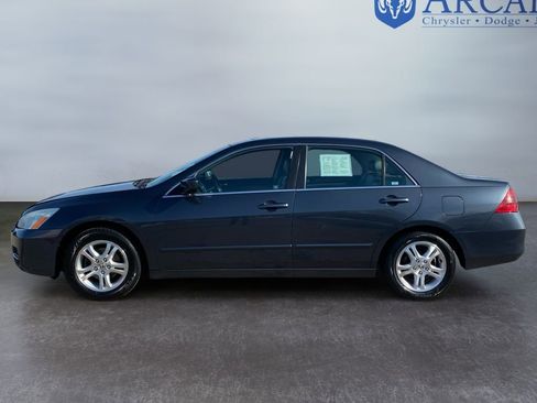 Used 2006 Honda Accord EX-L image 2