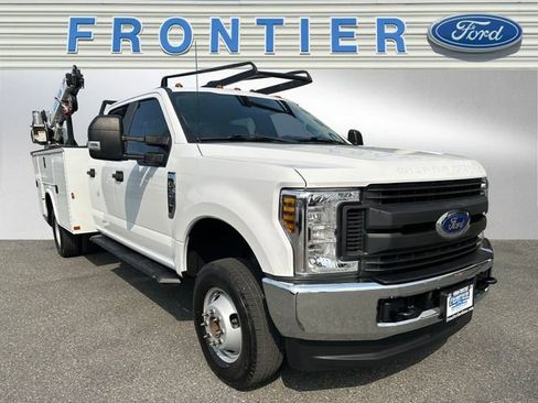 Used 2019 Ford F350 XL w/ Power Equipment Group image 1