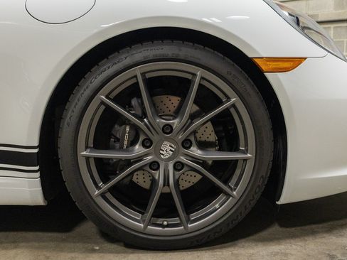 Used 2019 Porsche 911 Carrera T RWD image 29