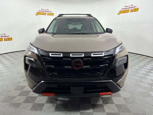 New 2026 Nissan Rogue SV image 9