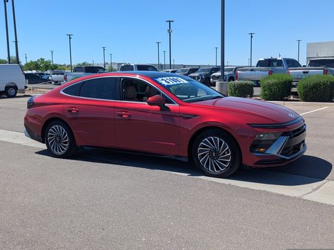 Used 2025 Hyundai Sonata Limited FWD image 7