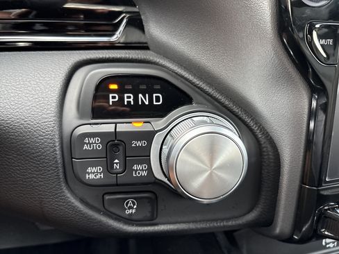 Used 2025 RAM 1500 Laramie w/ Night Edition AWD/4WD image 32