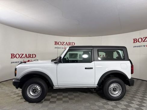 New 2025 Ford Bronco 2-Door image 4