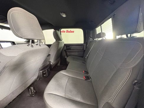 Used 2024 RAM 2500 Tradesman w/ Chrome Appearance Group AWD/4WD image 38