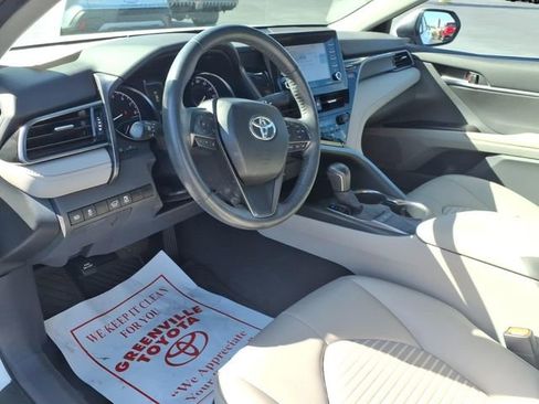 Used 2024 Toyota Camry SE FWD image 15