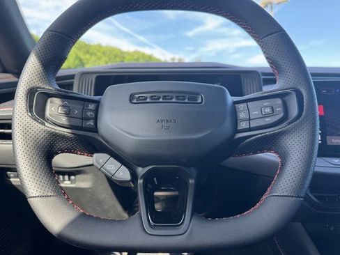 New 2026 Dodge Charger R/T AWD/4WD image 17