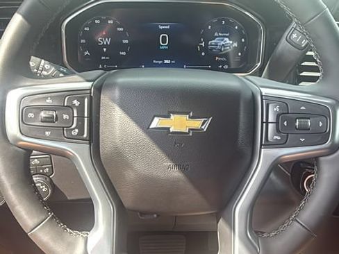 Used 2026 Chevrolet Silverado 1500 LT AWD/4WD image 15