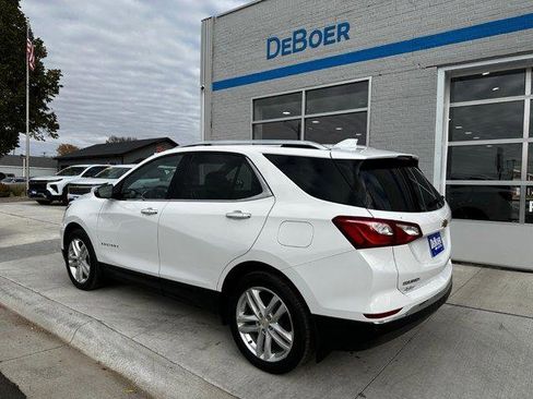Used 2021 Chevrolet Equinox Premier image 3