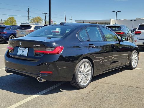 Certified 2023 BMW 330i xDrive Sedan w/ Premium Package AWD/4WD image 6