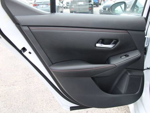 Certified 2025 Nissan Sentra SR w/ SR Premium Package FWD image 25