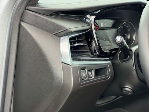 Certified 2025 Cadillac XT5 Premium Luxury FWD image 11