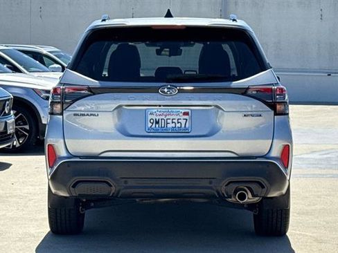 Used 2025 Subaru Forester Touring AWD/4WD image 4