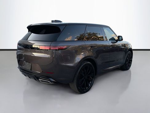 New 2026 Land Rover Range Rover Sport Dynamic SE image 5