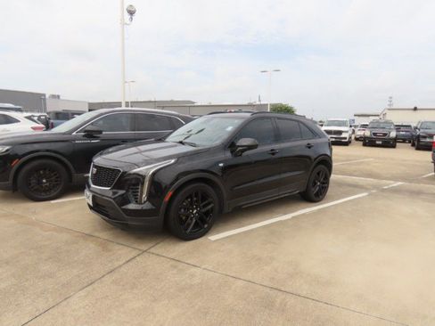 Used 2019 Cadillac XT4 Sport FWD image 2