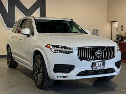 Used 2022 Volvo XC90 T5 Momentum w/ Advanced Package AWD/4WD image 3