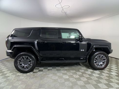 New 2025 GMC Hummer EV 3X image 8