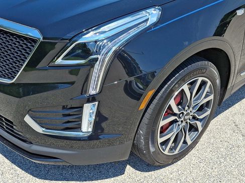 Certified 2023 Cadillac XT5 Sportv AWD/4WD image 10