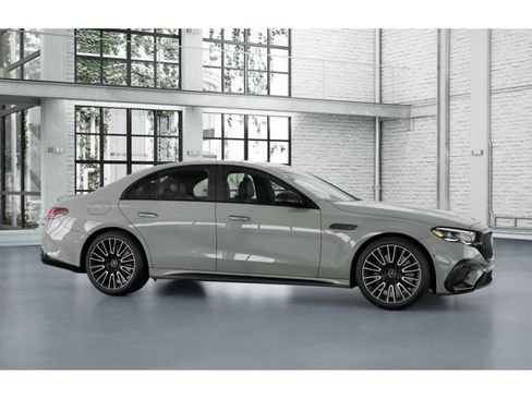 New 2026 Mercedes-Benz E 53 AMG e 4MATIC Sedan image 13