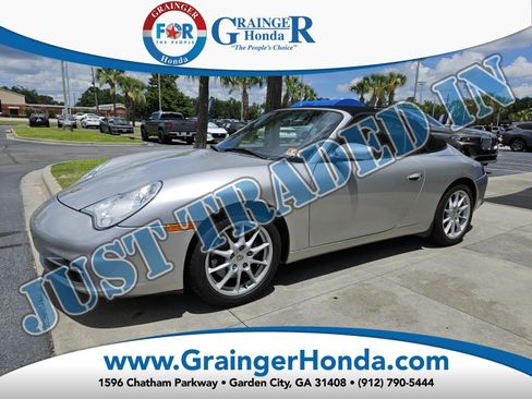 Used 2002 Porsche 911 Carrera RWD image 1