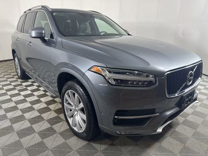 Used 2018 Volvo XC90 T5 Momentum w/ Convenience Package