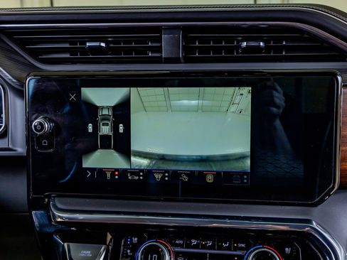 Used 2024 GMC Sierra 1500 Denali Ultimate image 24