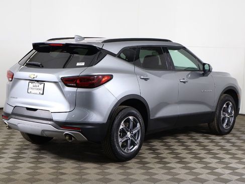 Used 2024 Chevrolet Blazer LT w/ Convenience Package image 11