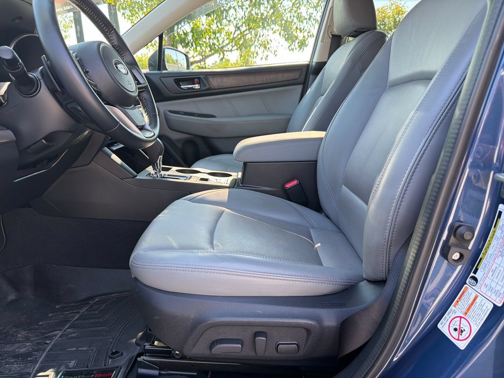 Used 2019 Subaru Outback 2.5i Limited AWD/4WD image 21