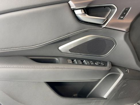 New 2026 Acura RDX SH-AWD image 15